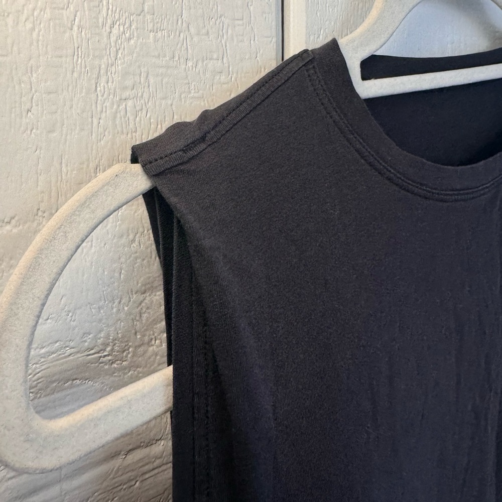 Lululemon Black Oversized Boyfriend Tank - Picture 5 of 6